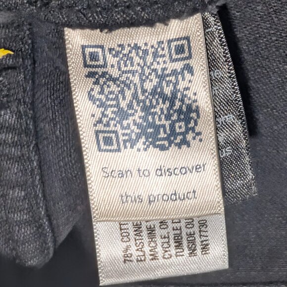 Universal Thread | High-Rise Comfort Stretch Flare Jeans In Black - Picture 12 of 14